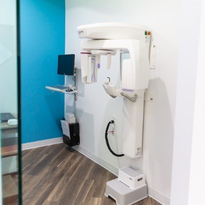 Digital dental x ray device in pediatric dental office